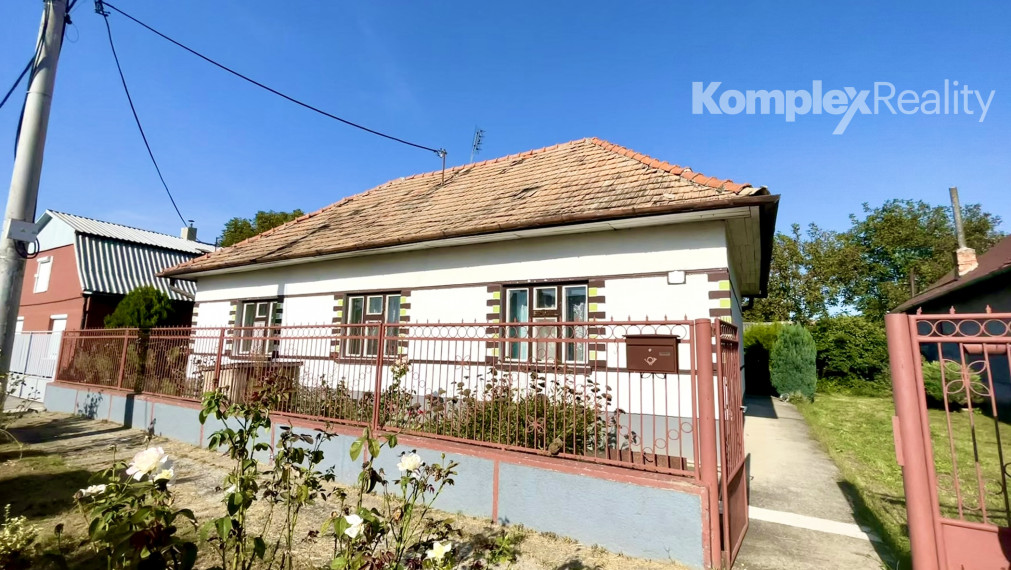 Predaj - 3 izbový rodinný dom v obci Rúbaň
